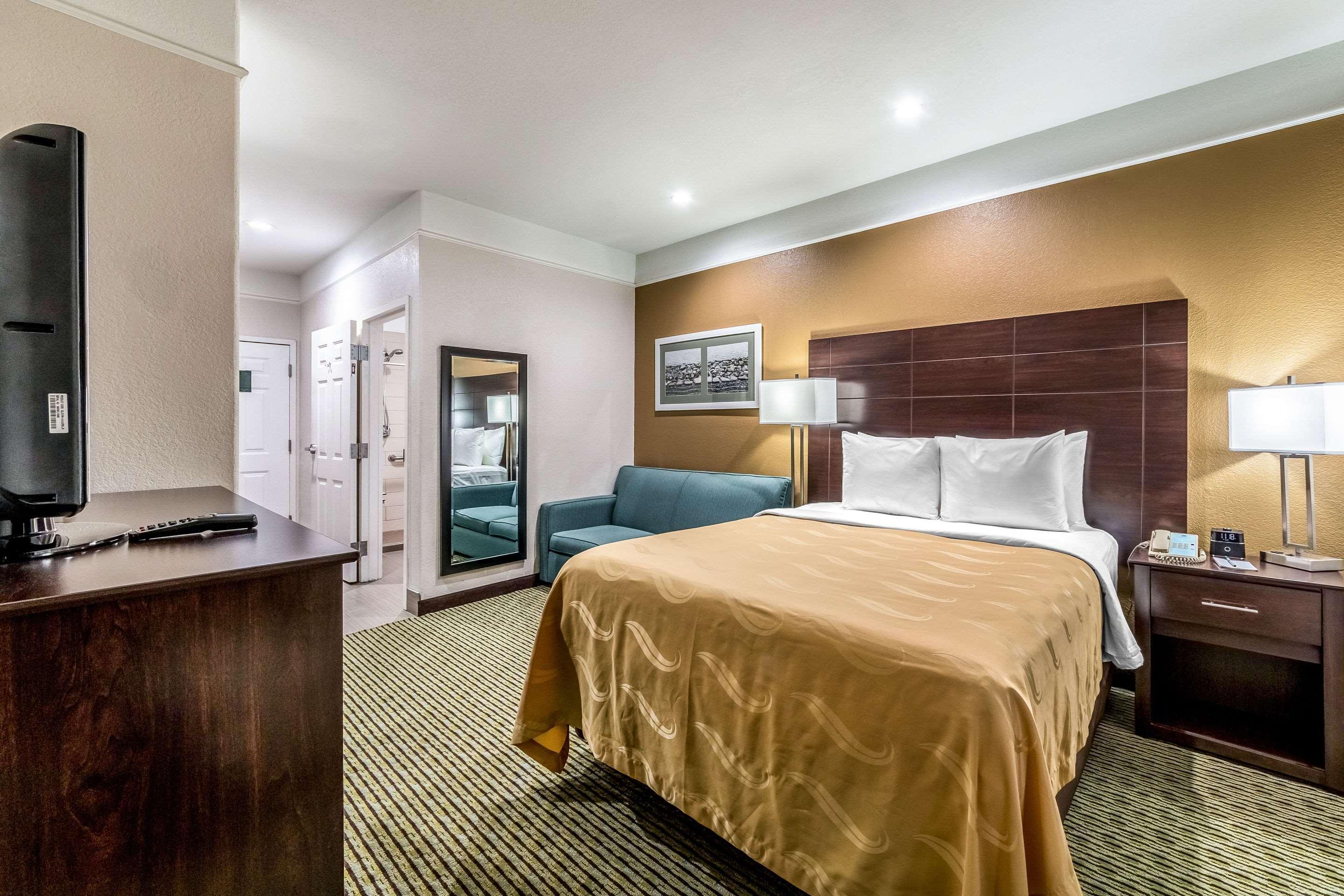 Quality Inn & Suites Seaworld North Сан-Антоніо Екстер'єр фото