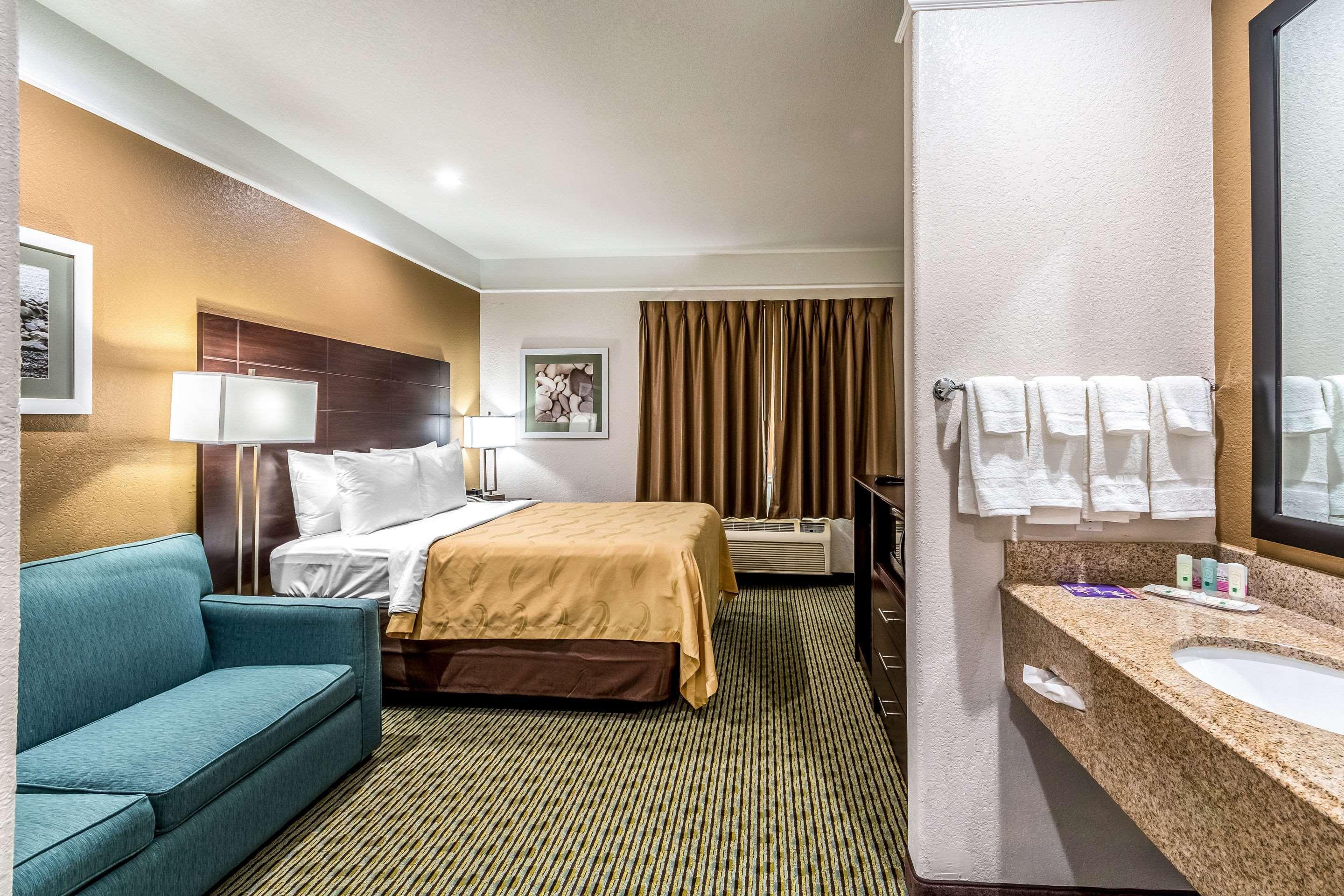 Quality Inn & Suites Seaworld North Сан-Антоніо Екстер'єр фото