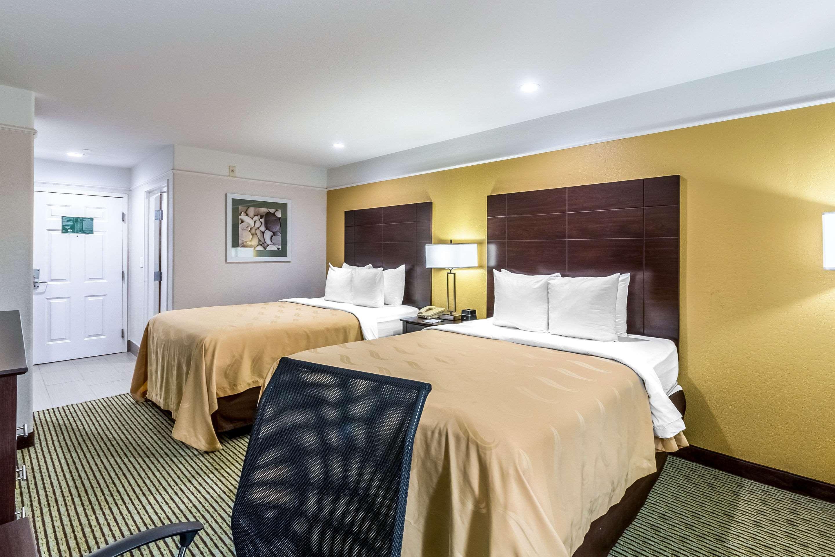 Quality Inn & Suites Seaworld North Сан-Антоніо Екстер'єр фото